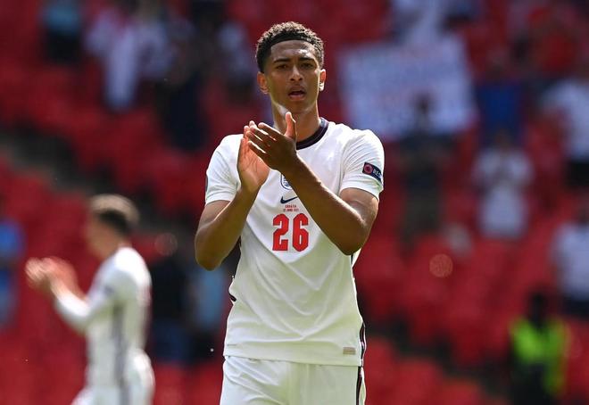 1-3爆冷输球！切尔西七场不败终结，利兹联保级希望大增